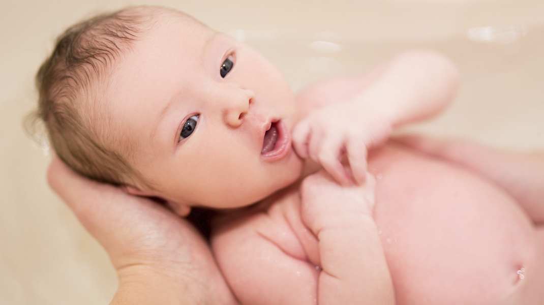 Первые дни новорожденного дома: что нужно знать и уметь.